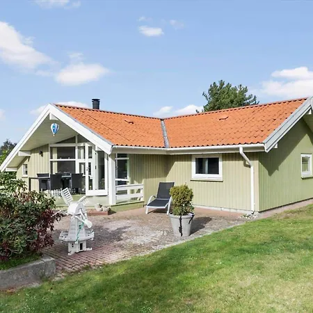 M271-vaeggerlose-hjortestien-5 Bøtø By